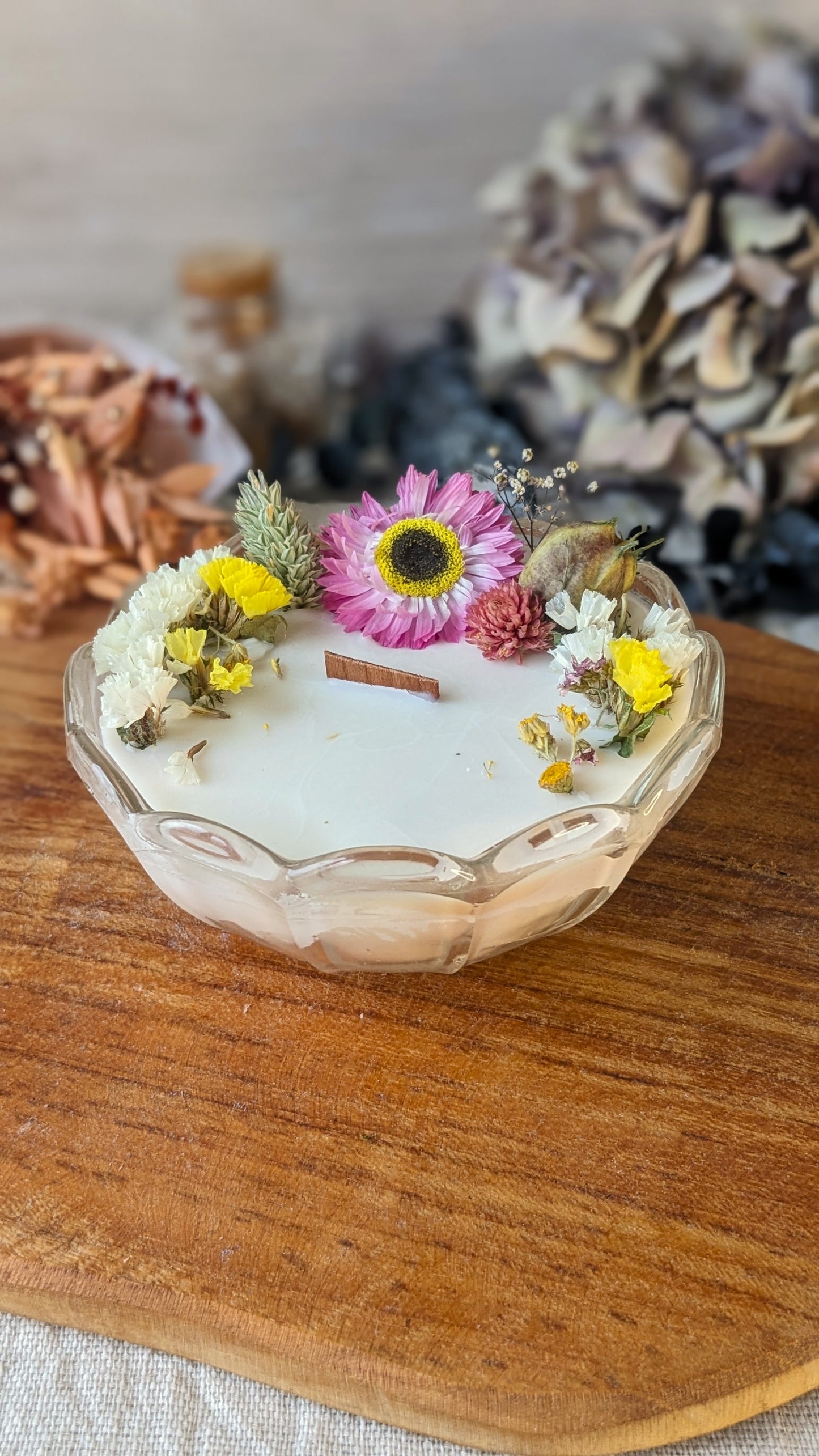 Bougie Emilie - Caramel beurre salé - Moyen format