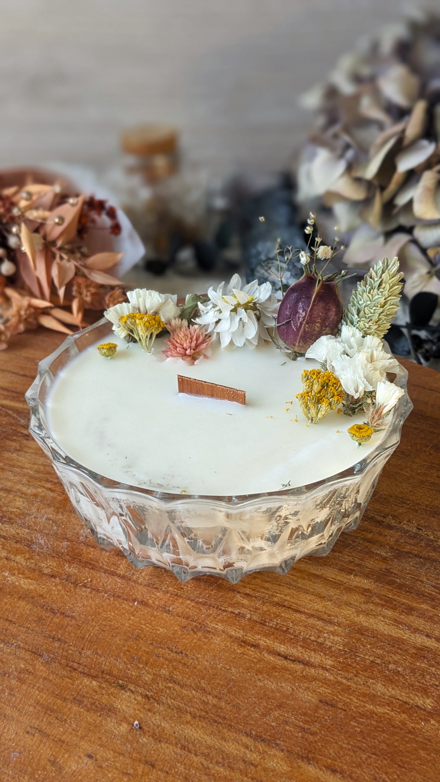 Bougie Charlotte - Fleur de cerisier - Moyen format