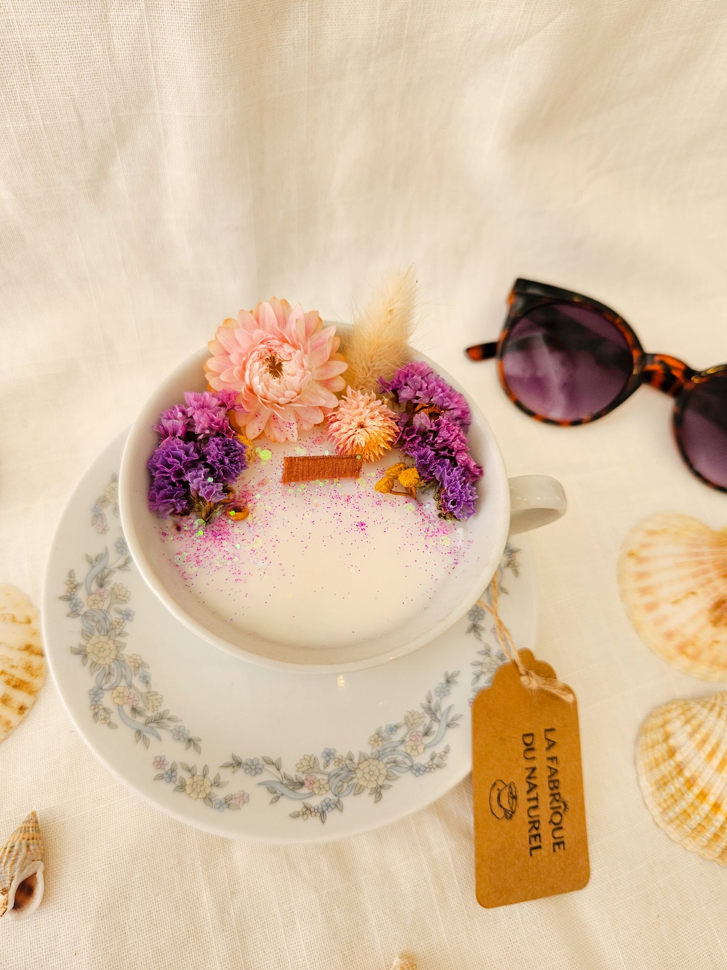 Bougie Lydia - Hibiscus - Moyen format