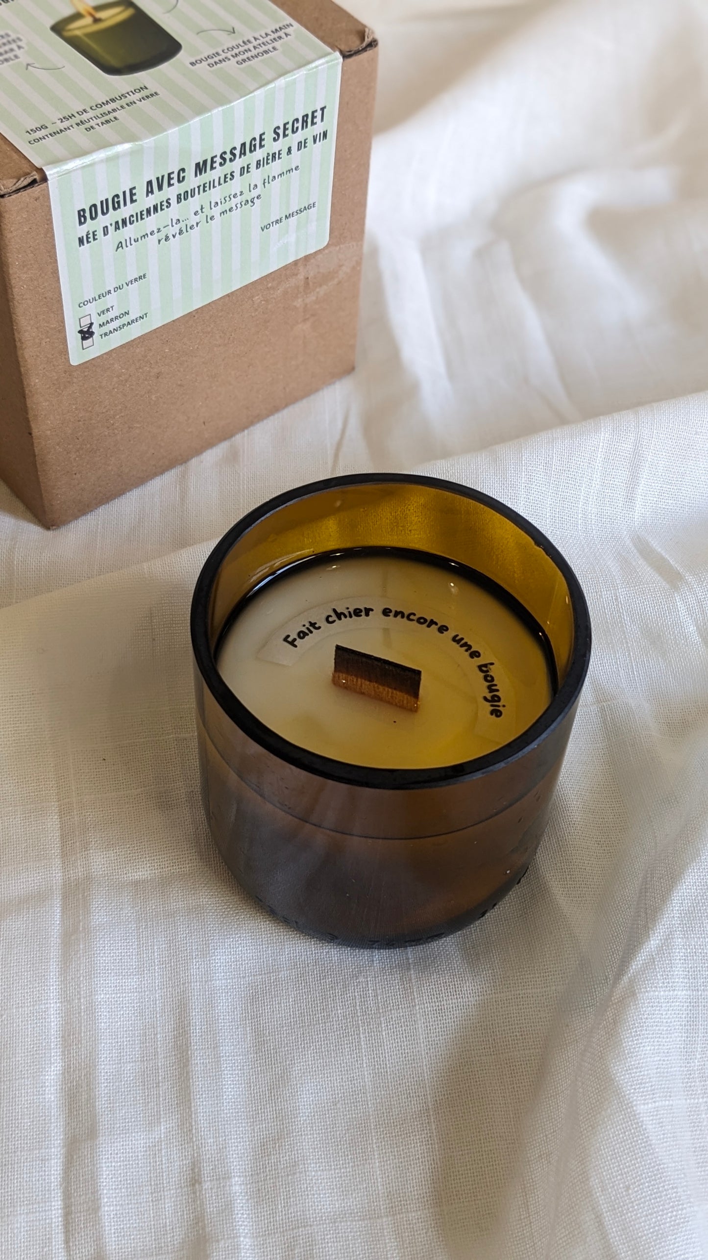 Bougie avec message dans la cire