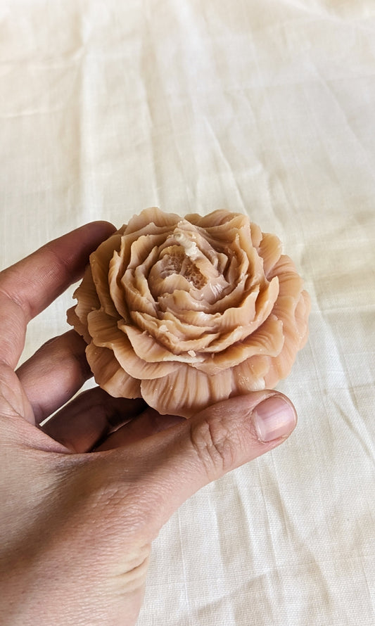 Bougie moulée - Pivoine