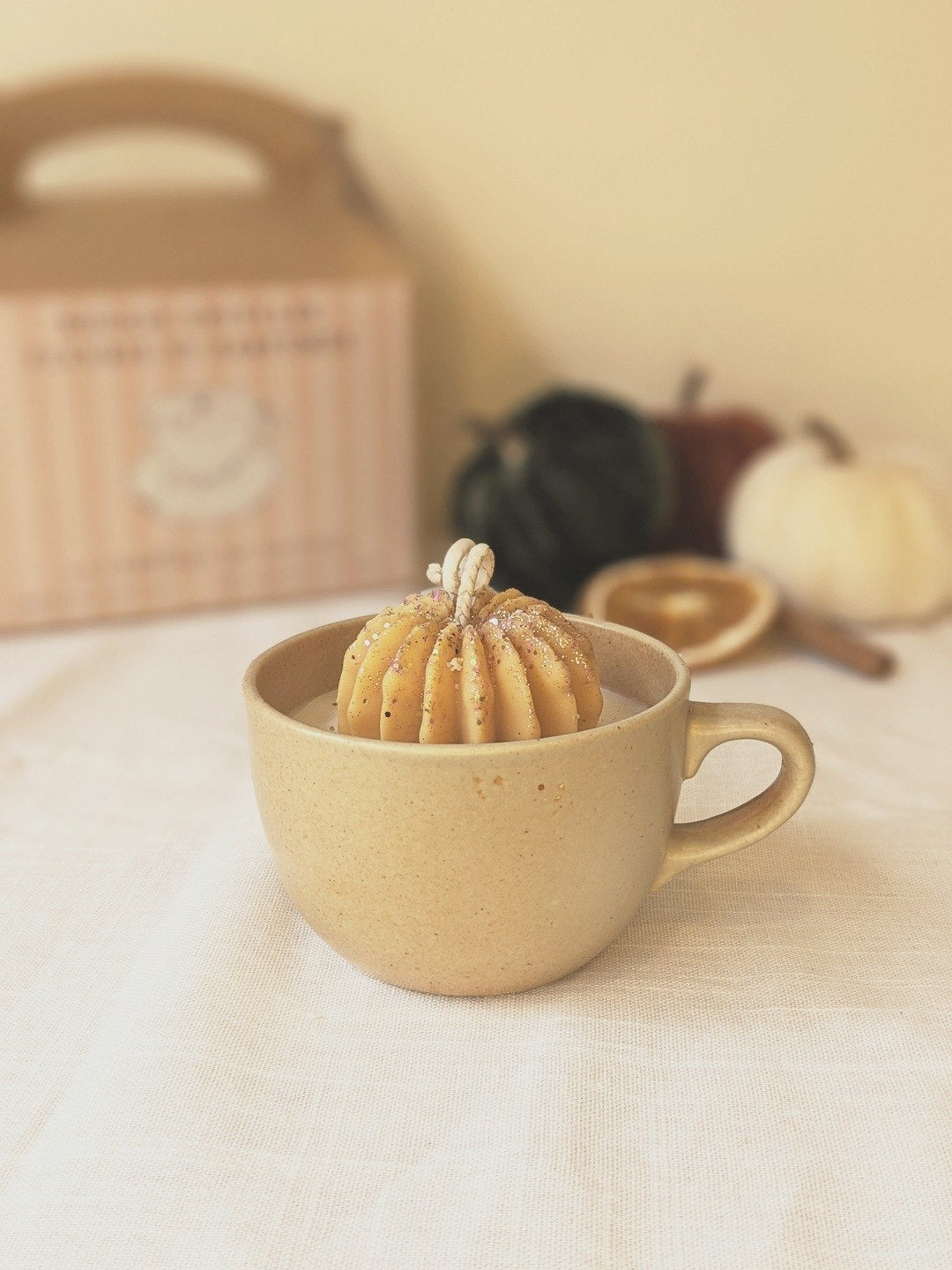 Bougie Géraldine - Caramel - Moyen Format